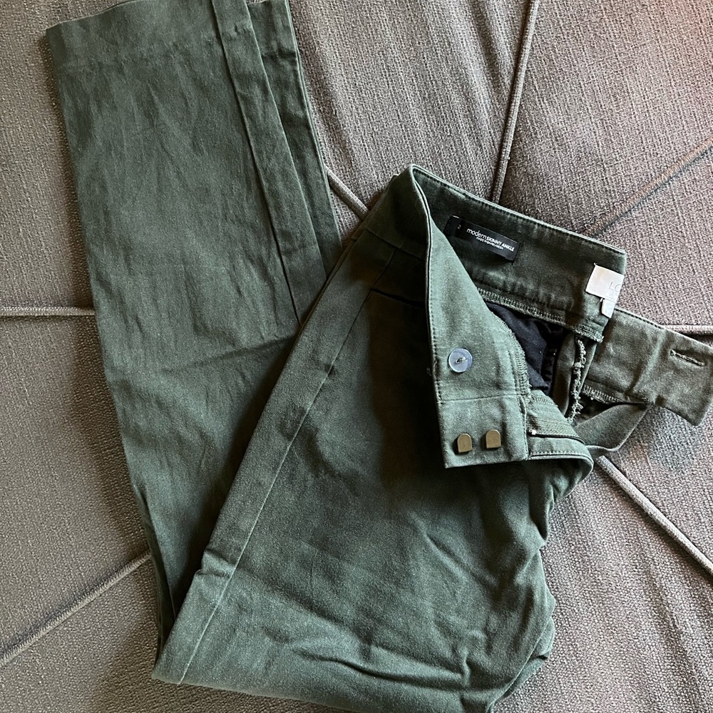 LOFT Women’s Forest Green Chinos